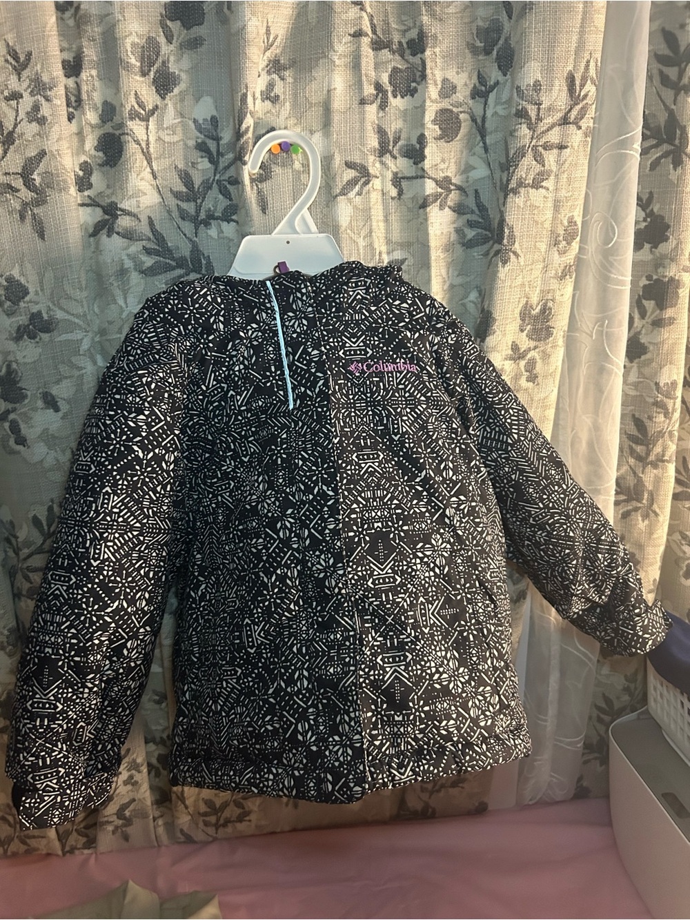 Columbia Black & White Printed Girls' Hooded Puffer Jacket